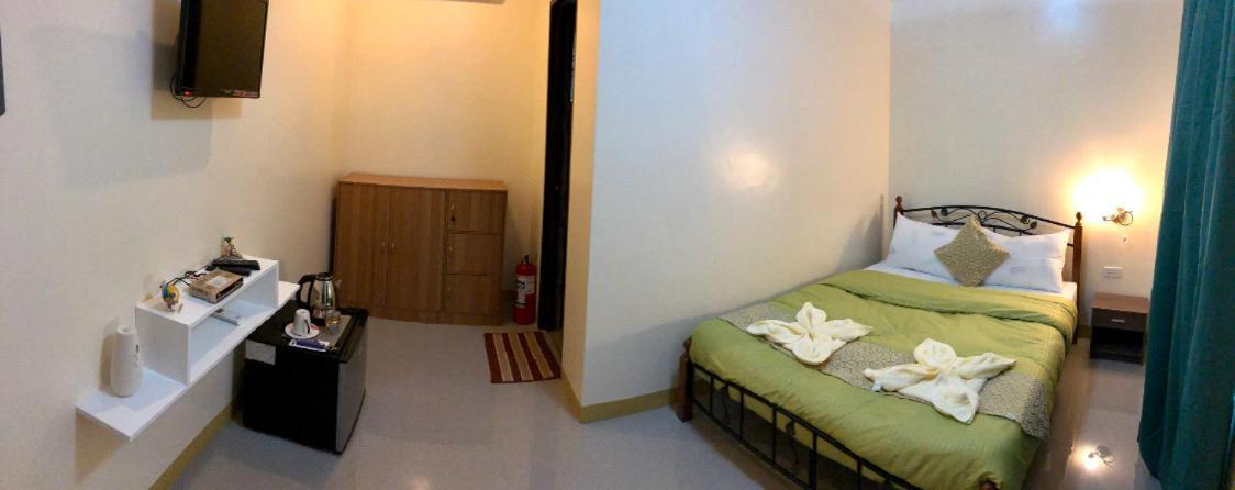 Kojie Guest House Moalboal Exterior photo